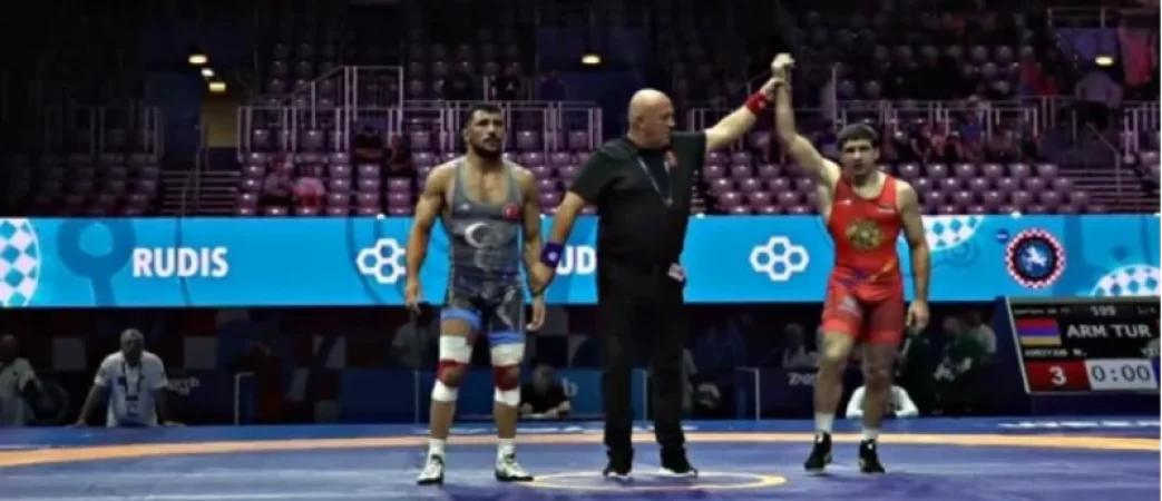 Մալխաս Ամոյանը հաղթեց Թուրքիայի ներկայացուցչին