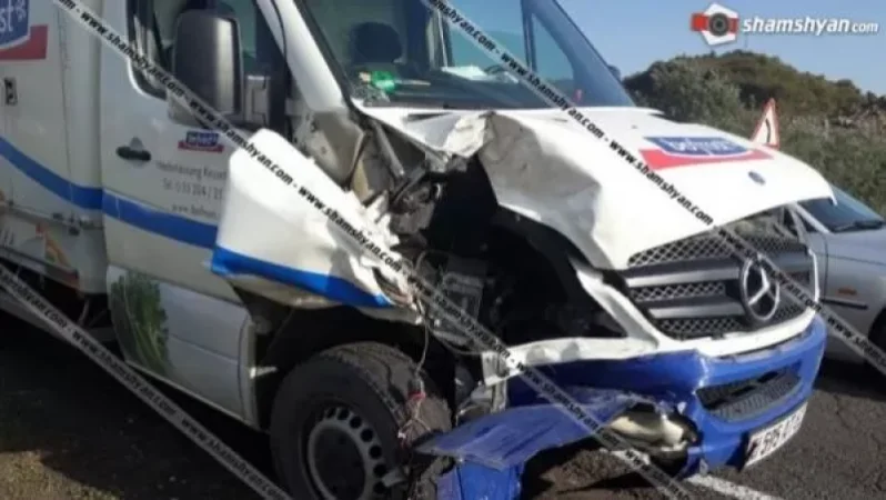 Սևան-Մարտունի-Գետափ ավտոճանապարհին երեք մեքենայի մասնակցությամբ վթար է տեղի ունեցել. կա վիրավոր