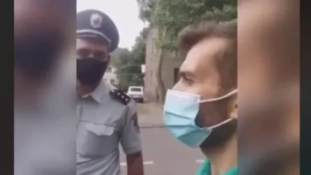 ՏԵՍԱՆՅՈՒԹ. «Պոպոքը սնունդ չի». ոստիկանը տուգանել է պոպոք ուտող քաղաքացուն՝ դիմակ չկրելու համար