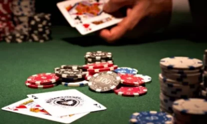 Տղամարդը «Ռոյալ» խաղատանը գումար է տանուլ տվել և ահազանգել, թե պատանդ են պահում