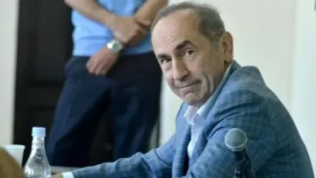 Քոչարյանի պաշտպանները պահանջում են մարտի 1-ի մայր գործի նյութերն ամբողջ ծավալով