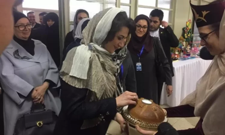 ԼՈՒՍԱՆԿԱՐՆԵՐ․ Աննա Հակոբյանը՝ Թեհրանի հայկական «Արաքս» դպրոց