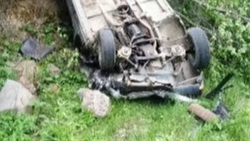 Ողբերգական ավտովթար. 70-ամյա վարորդի ավտոմեքենան գլորվել է ձորը