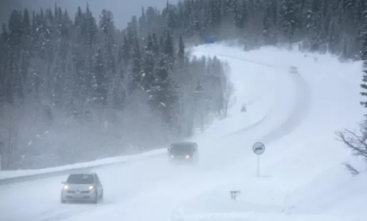 Updated: Snowfall and Ground Icing on Some Roads in Armenia