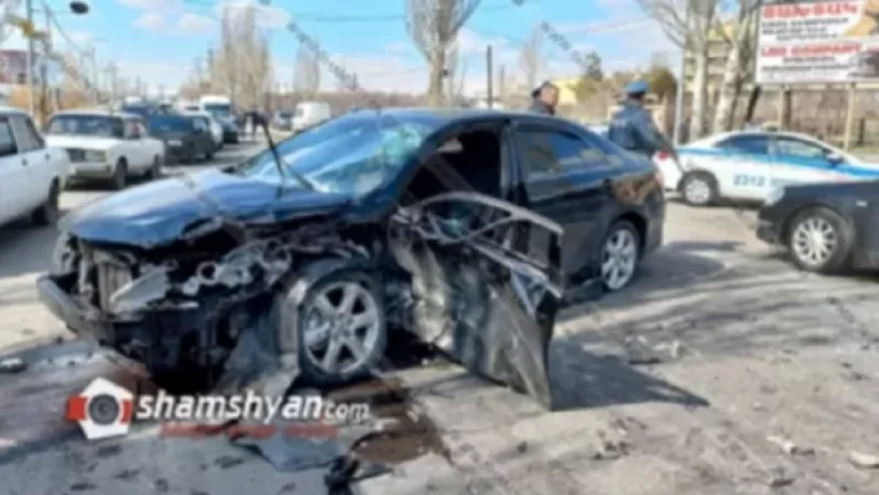 Աբովյանի հակատուբերկուլոզային դիսպանսերի մոտ բախվել են «Toyota»-ն և «Lada-ն. կա 1 զոհ
