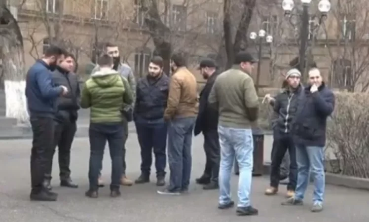 Տղամարդավարի պատժել գիտենք, ադեկվատ պատասխանը տալու ենք. Մալյանի կողմնակիցները՝ «Ռեստարտ»-ի իրականացրած հարձակման մասին