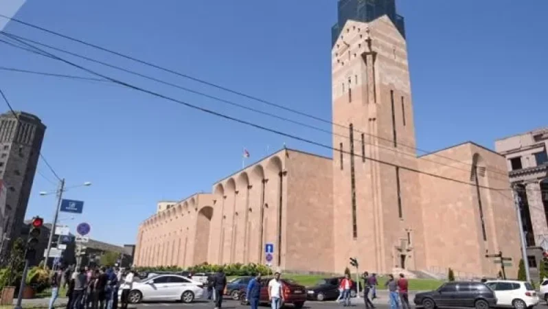 Քաղաքապետարանը չի ընդառաջում ռեստորանային բիզնեսին, դրանցից վերցրել է սեզոնային տուրքերը. «Ժողովուրդ»