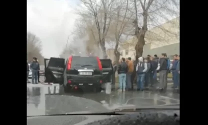 ՏԵՍԱՆՅՈՒԹ․ Այս պահին Ռիո Մոլի մոտ մեքենա է այրվում