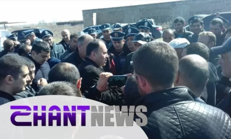 Գրիբոյեդով գյուղի բնակիչները փակել են Էջմիածնի ճանապարհը