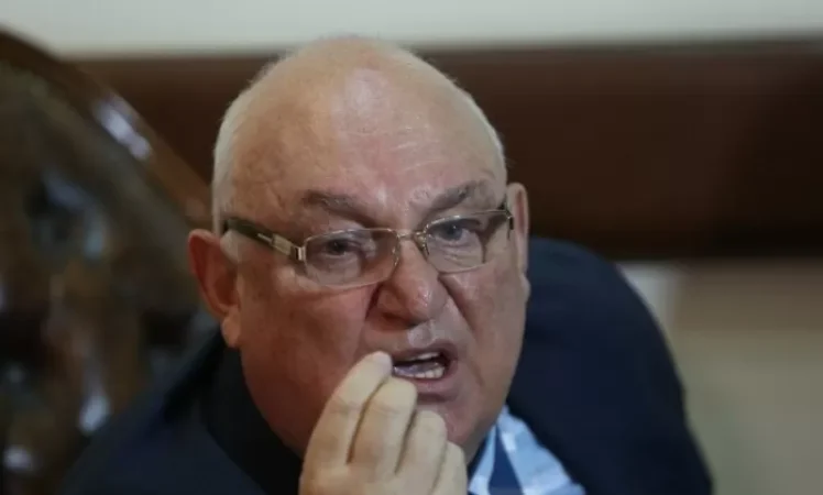 ԵՊՀ ռեկտորն ընդդեմ Դավիթ Սանասարյանի. Արամ Սիմոնյանը դիմել է Բարձրաստիճան պաշտոնատար անձանց էթիկայի հանձնաժողով