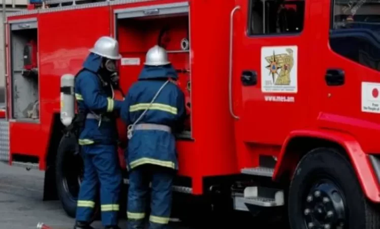 Կառավարական տան 1-ին շենքի հրդեհը մարել են