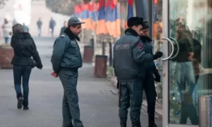 Օպերային հարակից սրճարանները գիշերով թաքուն չեն ապամոնտաժի. Ինչ են պայմանավորվել քաղաքապետարանում