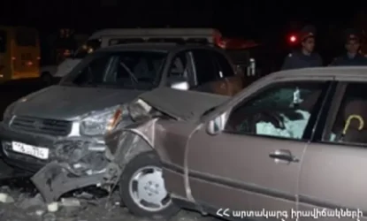 Երեք մեքենաների մասնակցությամբ ավտովթար՝ Երևան-Սևան ճանապարհին. կան տուժածներ