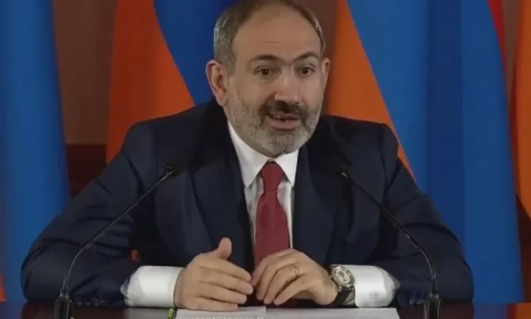 LIVE: Prime Minister Answers Journalists' Questions