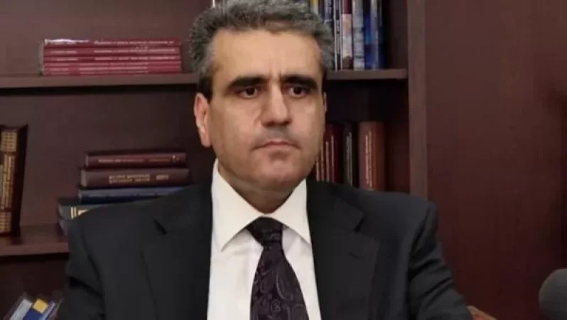 Երվանդ Խունդկարյանը միայնակ է մնացել ՍԴ-ում. ինչ են քննարկել 5 ժամվա ընթացքում. «Ժողովուրդ»