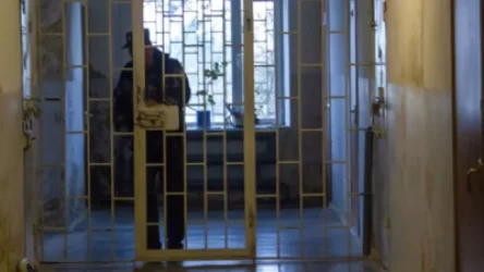 «Արմավիր» ՔԿՀ-ում դատապարտյալը կարել է շրթունքները, ոտնաթաթերը գամել մահճակալի փայտյա հատվածին