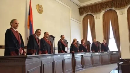 ՍԴ փակ նիստում շարունակվում է նախագահի և փոխնախագահի ընտրությունը