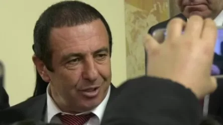 «Հրապարակ». Խաբեություն. ուզո՞ւմ ես Ծառուկյանը դառնա Արցախի նախագահ՝ ստորագրիր