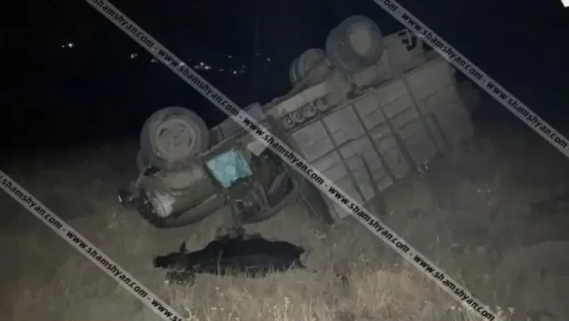 35-ամյա վարորդը ЗИЛ 130-ով, որի թափքի մեջ «Զազո» անունով կովն էր, կողաշրջվել է