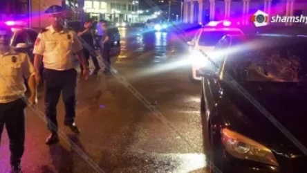 Երևանում վարորդը BMW-ով վրաերթի է ենթարկել երկու 18-ամյա հետիոտնի. մանրամասներ