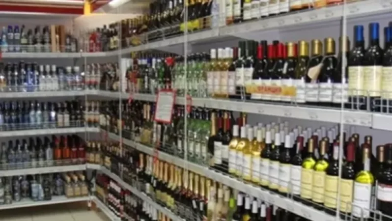 Երկու ամսվա ընթացքում սուպերմարկետից 11 շիշ օղի ու 14 շիշ կոնյակ է գողացել