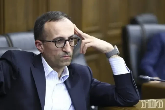 Բուժքույրերն ու բուժեղբայրները թիրախավորման կամ նսեմացման  արժանի չեն. Թորոսյան