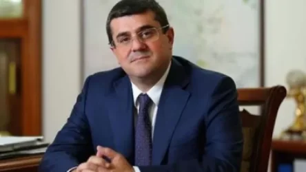 «Հայրենիքը բարձր է գնահատում իր զավակների անձնուրաց ծառայությունն ու արհեստավարժ աշխատանքը». ԱՀ նախագահը՝ ԱԻՆ աշխատակիցներին