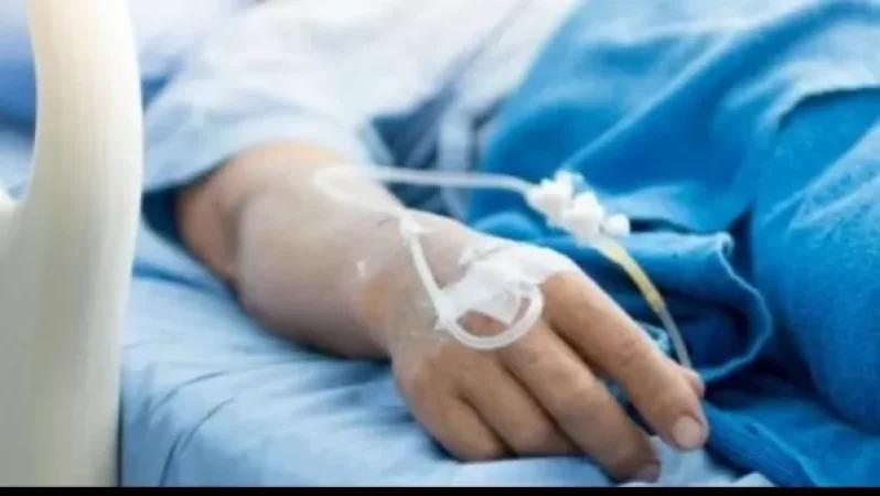 Հիվանդանոցում մոր հետ հանդիպումից 2 ժամ անց մահացել է ծանր վիճակում գտնվող զինվորը, ով 10 օր սպասում էր իր մորը