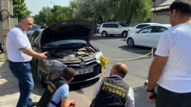 Միհրան Հակոբյանի ավտոմեքենայի տակ նռնակ է պայթեցվել. հարուցված է քրգործ