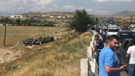 ՏԵՍԱՆՅՈՒԹ․ Կոտայքում բախվել են Opel-ն ու КамАЗ-ը, որի վարորդը մահացել է. Shamshyan.com