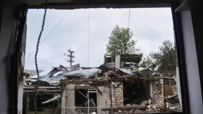 Թշնամին կեսգիշերից հետո կասետային հեռահար մի քանի հրթիռ է արձակել Ստեփանակերտի ուղղությամբ