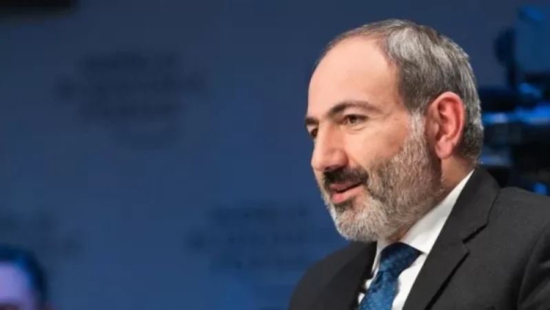 Հեռու չէ այն օրը, երբ կհնչի նաև «Տիկնայք և պարոնայք գեներալներ» արտահայտությունը․ Փաշինյան