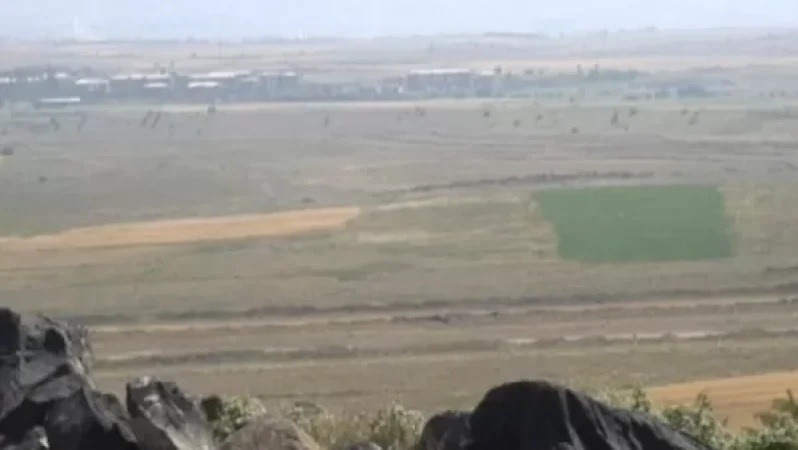 Farmer Discovers the Body of a Completely Undeveloped Baby While Irrigating Fields
