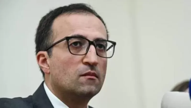 Արժևորենք մեր ծնողներին, քանի դեռ նրանք մեզ հետ են․ Թորոսյանը գրառում է կատարել