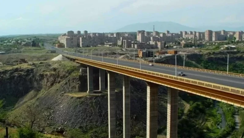 Քաղաքացին փորձել է նետվել Դավթաշենի կամրջից. ԱԻՆ-ը մանրամասներ է ներկայացնում