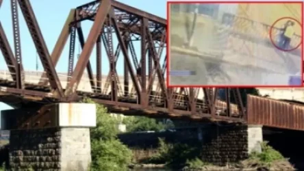 ՏԵՍԱՆՅՈՒԹ․ համբուրվող զույգն ընկնում 15 մետրանոց կամրջից․ տեսախցիկները նկարահանել են ողբերգական դեպքը