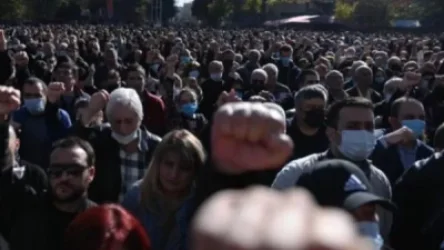 Ազատության հրապարակում հանրահավաքից 15 րոպե առաջ բոլոր լիդերներին կանչել են ՀՔԾ