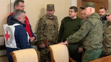 Ռուստամ Մուրադովի եւ Պասկալ Հունդի հետ քննարկել ենք զոհվածների մարմինների փոխանակման հարցերը. Արայիկ Հարությունյան