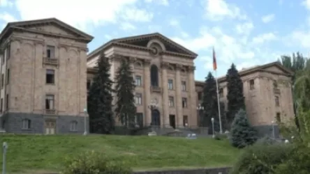 «Հրապարակ». Ազգային ժողովում տհաճ միջադեպ է գրանցվել ԱԺ աշխատակազմի ղեկավարության և աշխատակիցների միջև