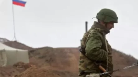 Ռուս խաղաղապահները ստուգում են Լաչինի միջանցքով անցնող ավտոմեքենաները