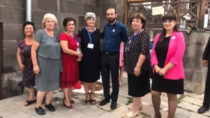 ԱԺ նախագահին Նազելի Բաղդասարյանն է Գյումրիում ուղեկցում