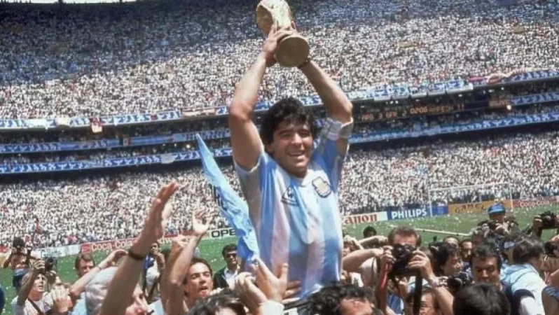 Արգենտինայում եռօրյա սուգ է հայտարարվել Մարադոնայի մահվան կապակցությամբ