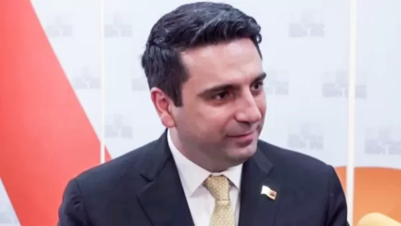 Եթե  Լևոն Քոչարյանը դատարանների վրա ճնշումների մասին տեղեկություն ունի, թող դիմի իրավապահ մարմիններին. Ալեն Սիմոնյան