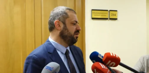 Հայաստանի վարչապետը քաղաքական կշռով համաչափ մրցակիցներ չունի. Պապոյան