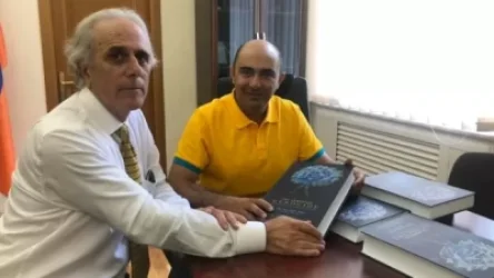 Անգլերենով լույս է ընծայվել Հայոց ցեղասպանության վերաբերյալ 5 հատորյակ. Մարուքյան