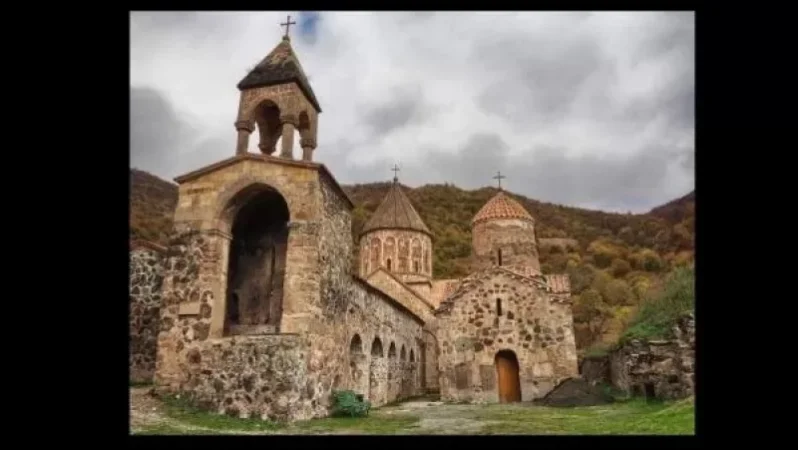 Մեր եկեղեցականները Դադիվանքում են, իսկ անվտանգությունն ապահովում են ռուս խաղաղապահները. Վահրամ քահանա Մելիքյան