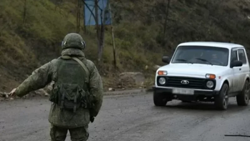 Ռուս խաղաղապահներն ապահովում են Լաչինի միջանցքով երթևեկության անվտանգությունը