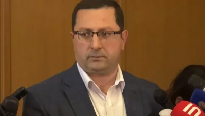 Համալսարանում դաս տվողներին էլ պետք է «փսիխոյով» անցկացնել, նոր թողնել լսարան. Հովհաննիսյան