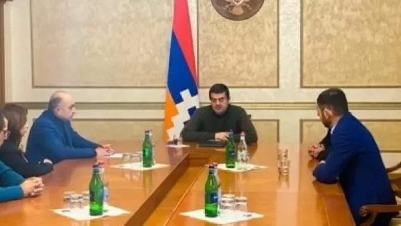 Արայիկ Հարությունյանն ընդունել է «Ազգային վերածնունդ» կուսակցության գործադիր մարմնի անդամներին