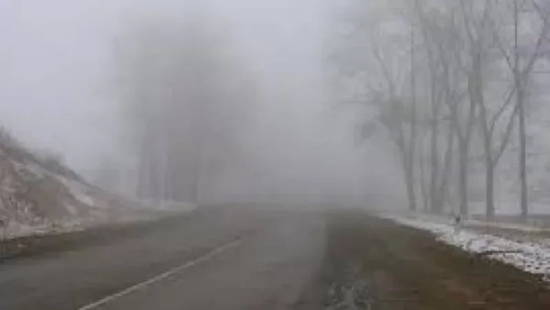 Ապարանում մառախուղ է, Ամբերդ տանող ճանապարհը դժվարանցանելի է, Մանթաշում մերկասառույց է